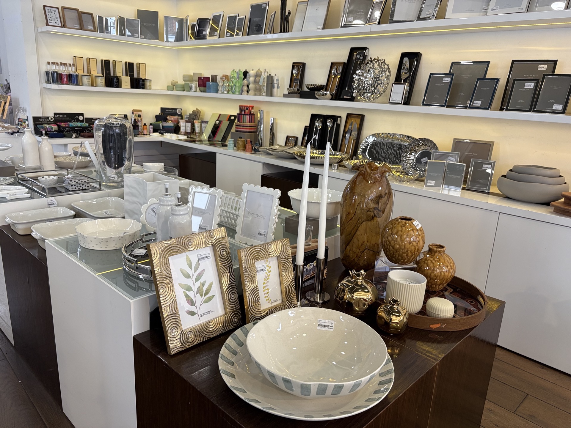 Members working in the Equal gift shop in Temple Fortune